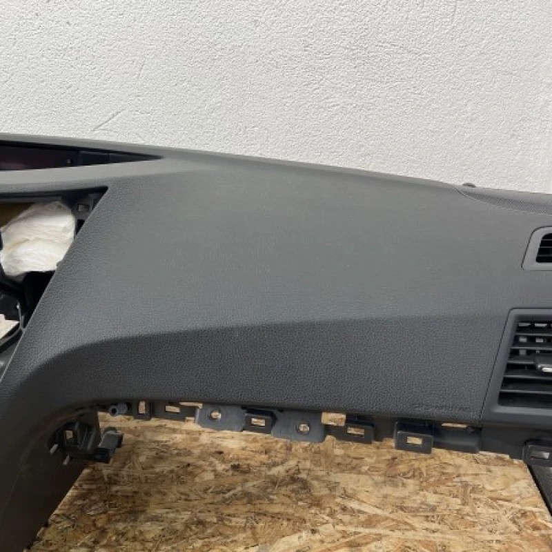 Plansa bord / Subaru Outback Outback 2010 / Interior