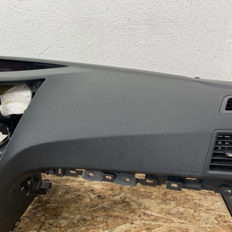 Plansa bord / Subaru Outback Outback 2010 / Interior