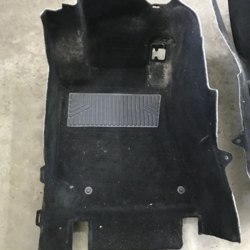 Mocheta fata / Mercedes-Benz E Class W212 2009 / Interior