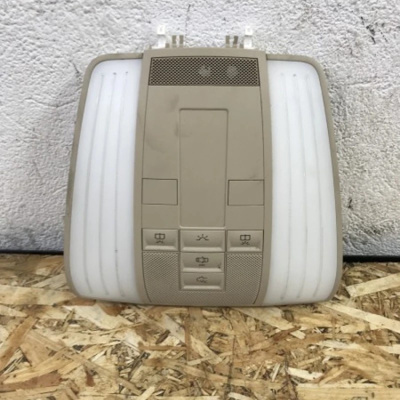 Lampa plafon / Mercedes-Benz E Class W212 2009 / Interior
