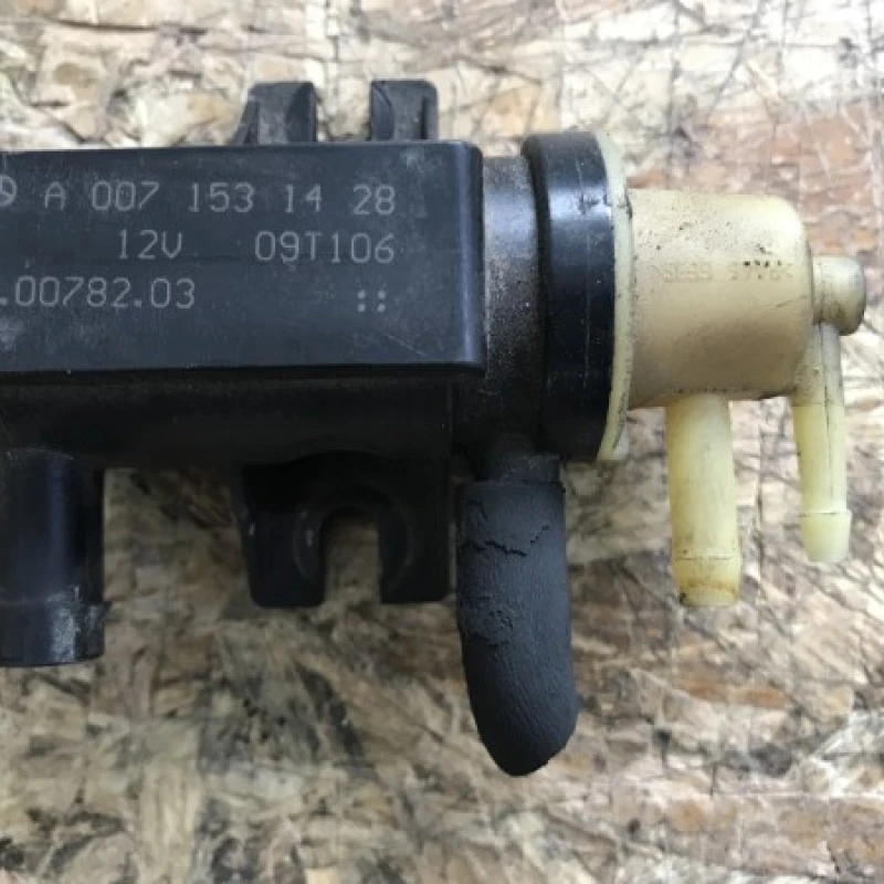 Supapa vaccum Mercedes-Benz 