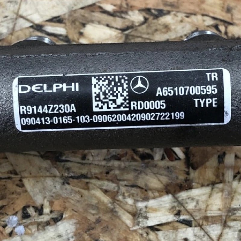 Rampa injector / Mercedes-Benz E Class W212 2009 / Motor, racire si evacuare
