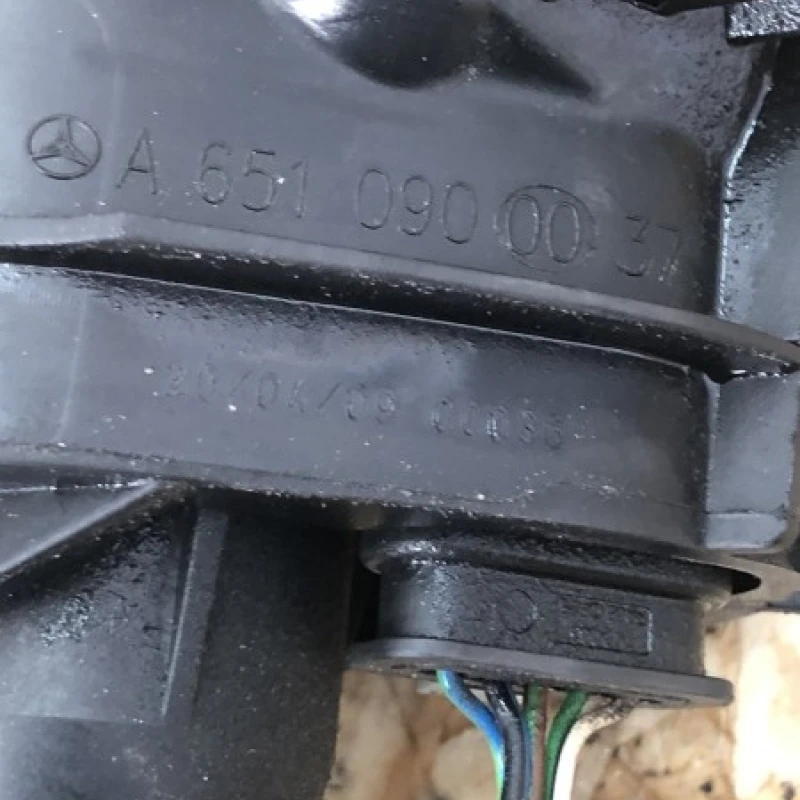 Galerie admisie / Mercedes-Benz E Class W212 2009 / Motor, racire si evacuare