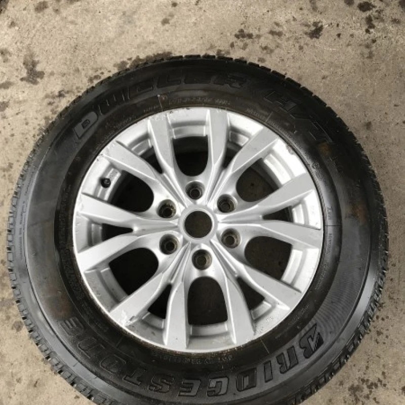 Roata de rezerva / Mitsubishi L 200 L 200 2015 / Anvelope