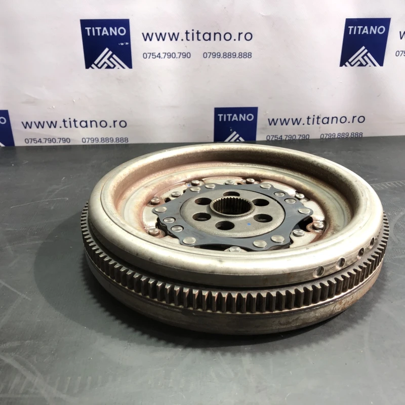 Volanta / Volkswagen Passat B7 2013 / Cutie viteze, ambreiaj, transmisie