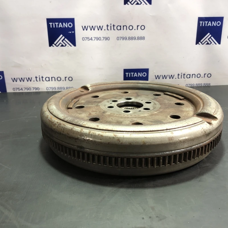 Volanta / Volkswagen Passat B7 2013 / Cutie viteze, ambreiaj, transmisie