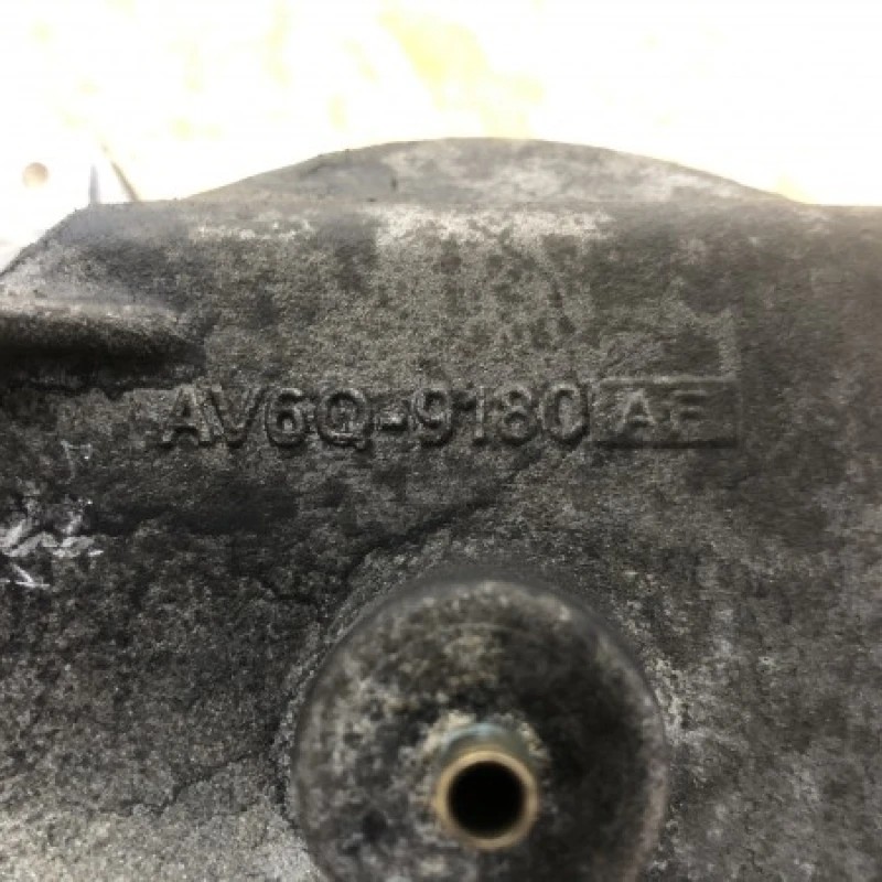Carcasa filtru motorina / Ford Fiesta MK6 2012 / Motor, racire si evacuare