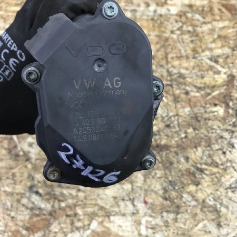 Galerie admisie cu motoras / Volkswagen Tiguan 5N 2012 / Motor, racire si evacuare