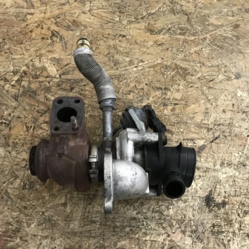 Turbosuflanta turbina Ford 