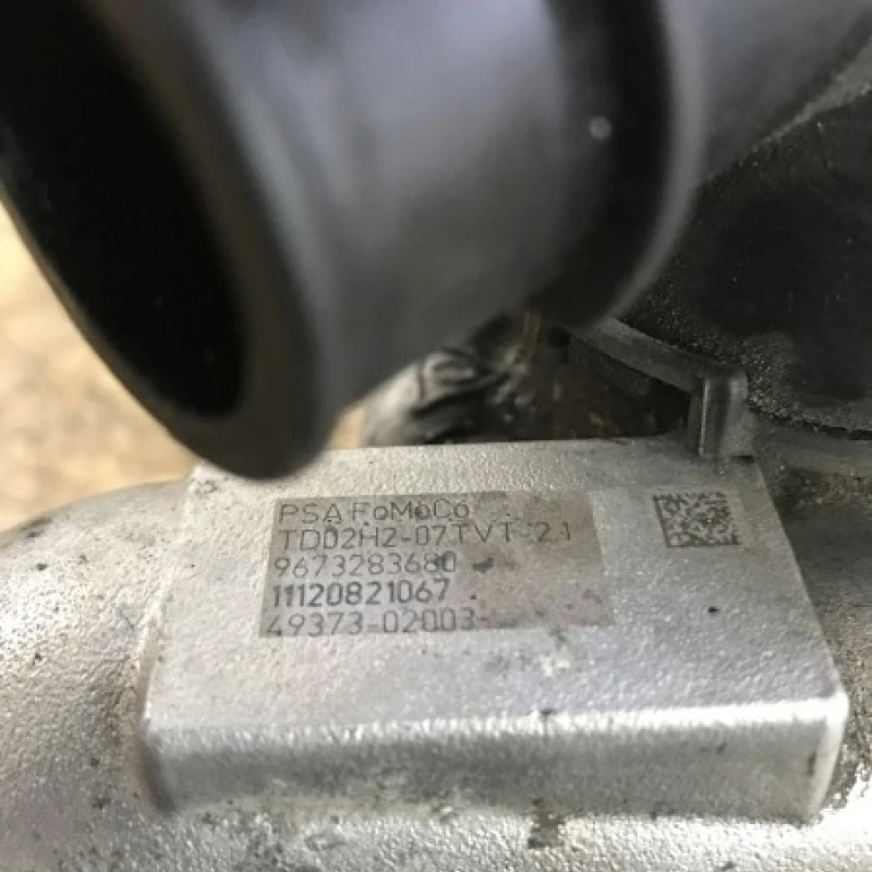 Turbosuflanta turbina / Ford Fiesta MK6 2012 / Caroserie, oglinzi si faruri