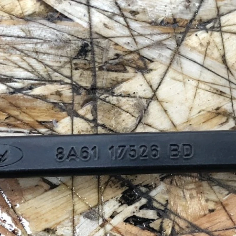 Brate stergatoare / Ford Fiesta MK6 2012 / Consumabile si accesorii