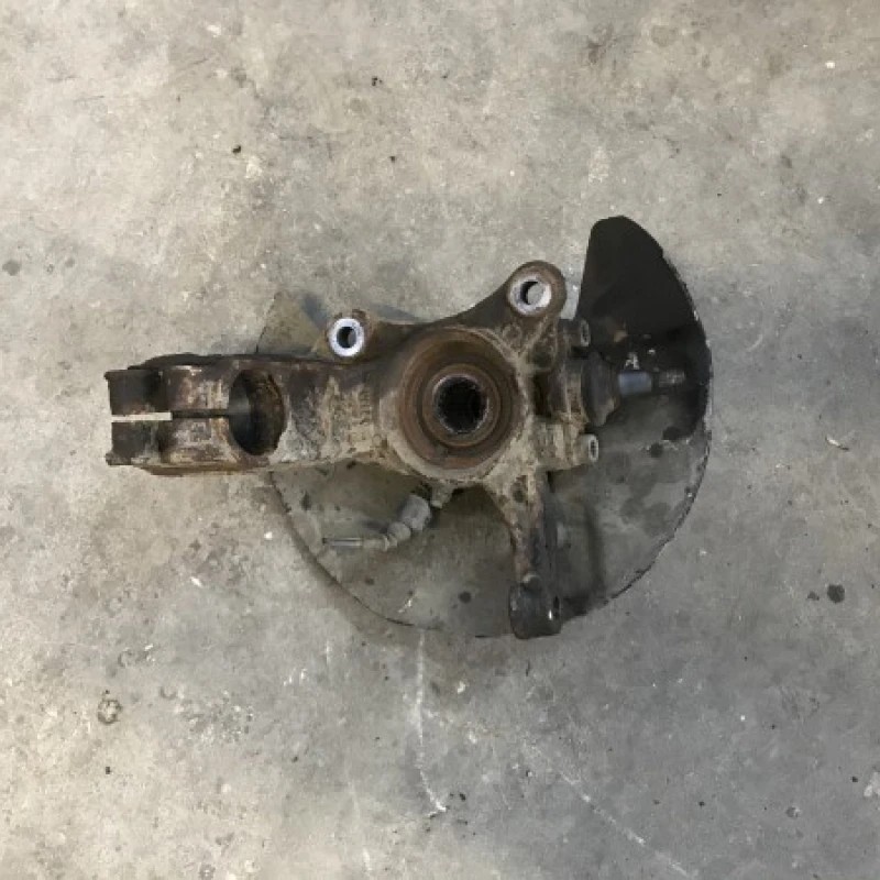 Fuzeta stanga fata / Volkswagen T5 Transporter 2012 / Directie si suspensie