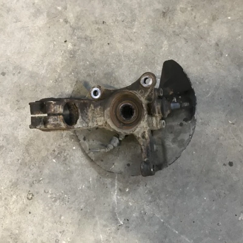 Fuzeta stanga fata Volkswagen 