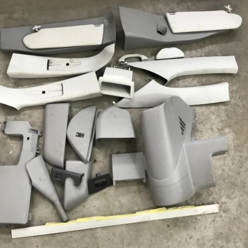 Plastice interior / Volkswagen T5 Transporter 2012 / Interior