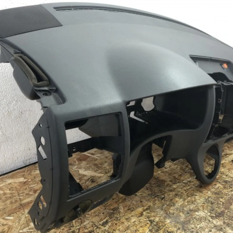 Plansa bord / Volkswagen T5 Transporter 2012 / Interior