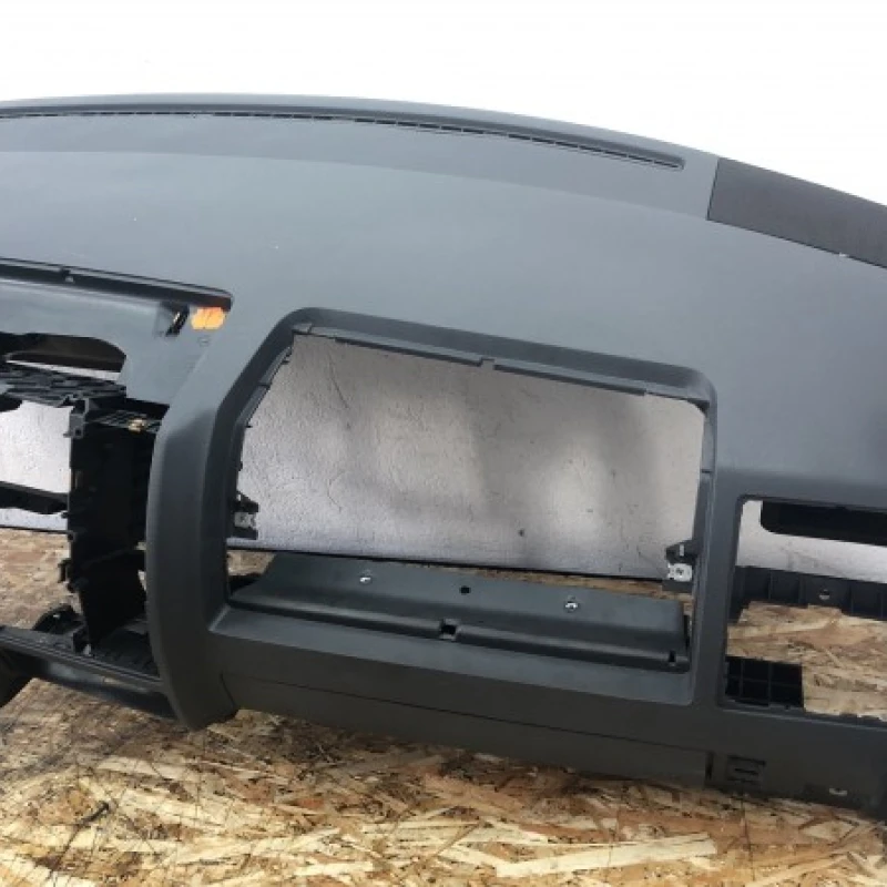 Plansa bord / Volkswagen T5 Transporter 2012 / Interior