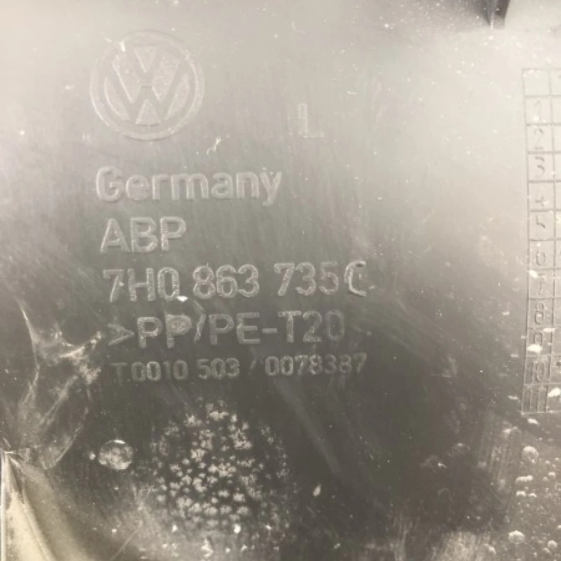 Treapta usa stanga fata / Volkswagen T5 Transporter 2012 / Caroserie, oglinzi si faruri