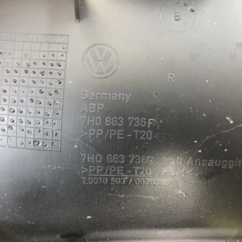 Treapta usa fata dreapta / Volkswagen T5 Transporter 2012 / Caroserie, oglinzi si faruri