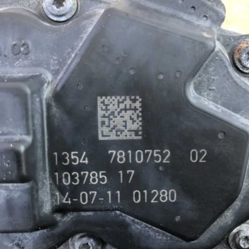Clapeta acceleratie / BMW Seria 3 E90 2011 / Motor, racire si evacuare