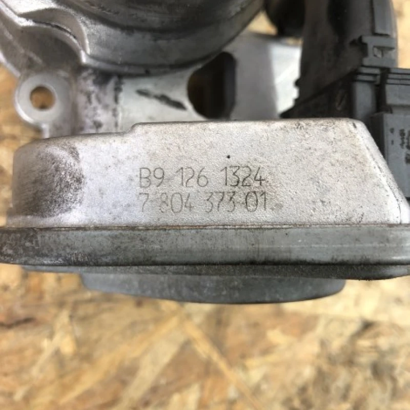 Clapeta acceleratie / BMW Seria 3 E90 2011 / Motor, racire si evacuare