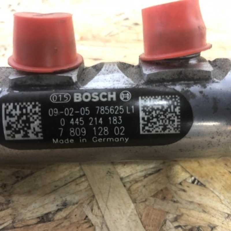 Rampa injector / BMW Seria 3 E90 2011 / Motor, racire si evacuare