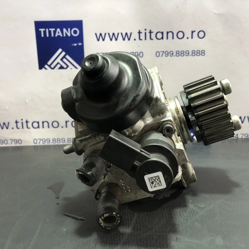 Pompa de injectie inalte / Volkswagen Passat B7 2013 / Motor, racire si evacuare
