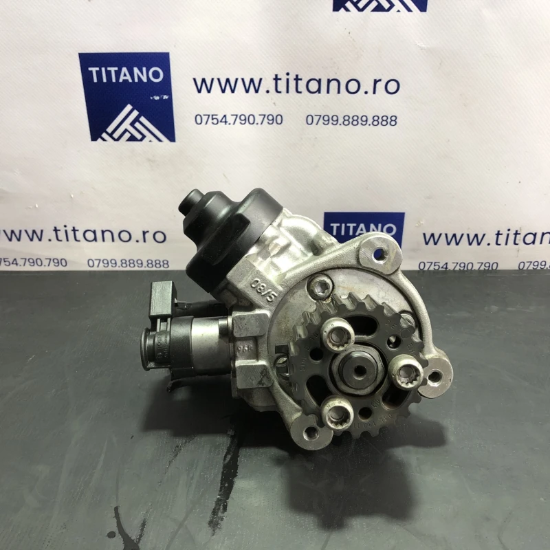 Pompa de injectie inalte / Volkswagen Passat B7 2013 / Motor, racire si evacuare