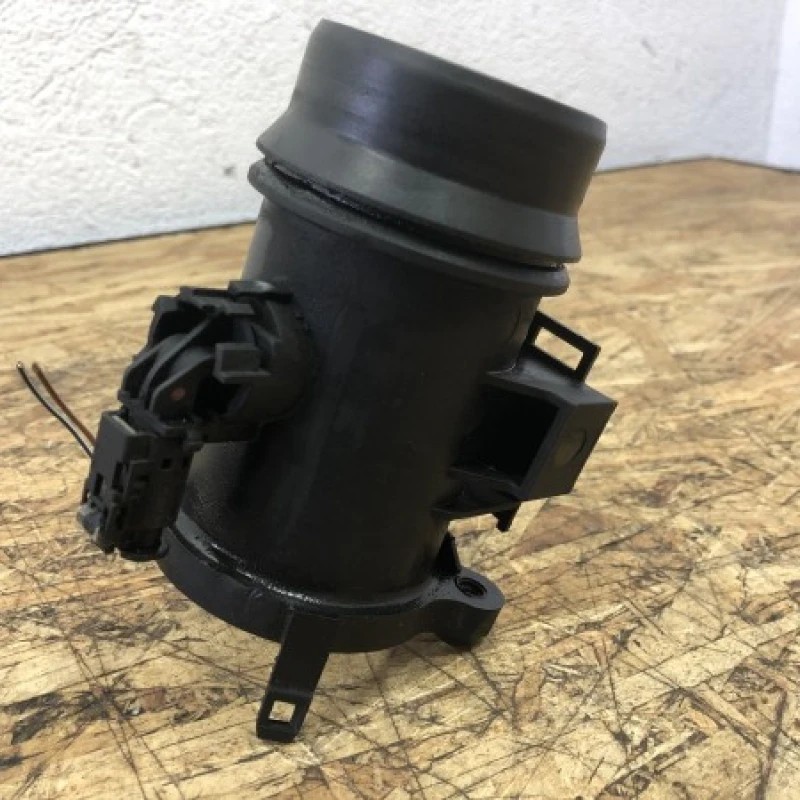 Debitmetru aer BMW Seria 3 E90 2011