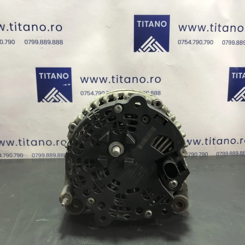 Alternator / Volkswagen Passat B7 2013 / Motor, racire si evacuare