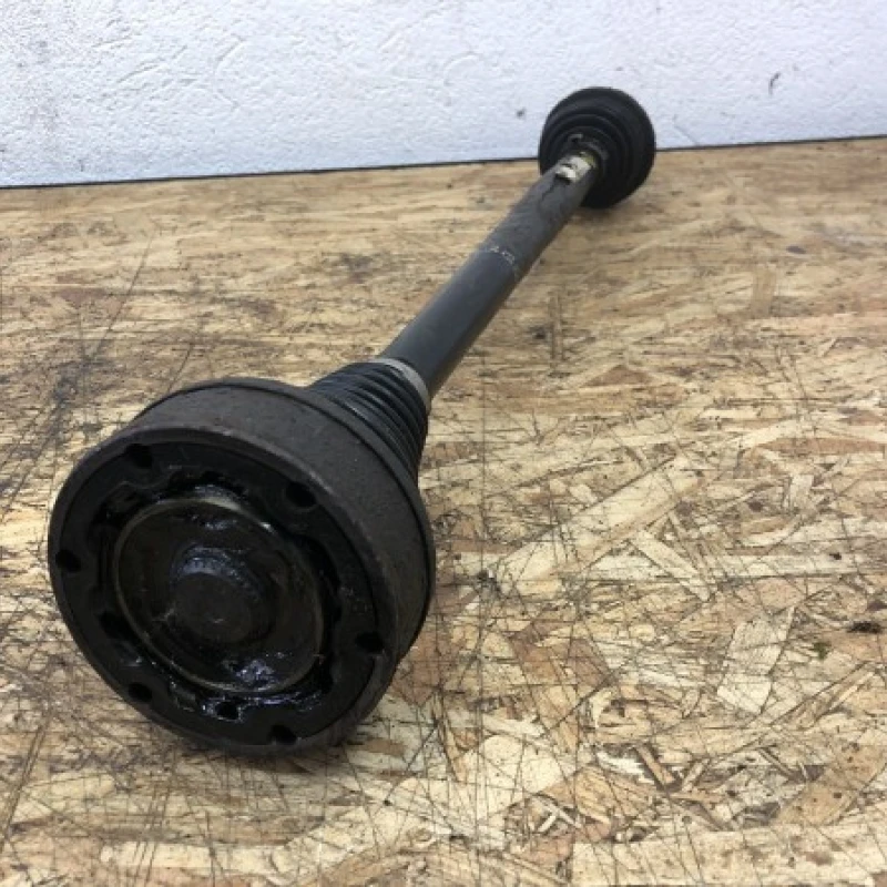Planetar stanga spate / Volkswagen Passat B6 2010 / Directie si suspensie