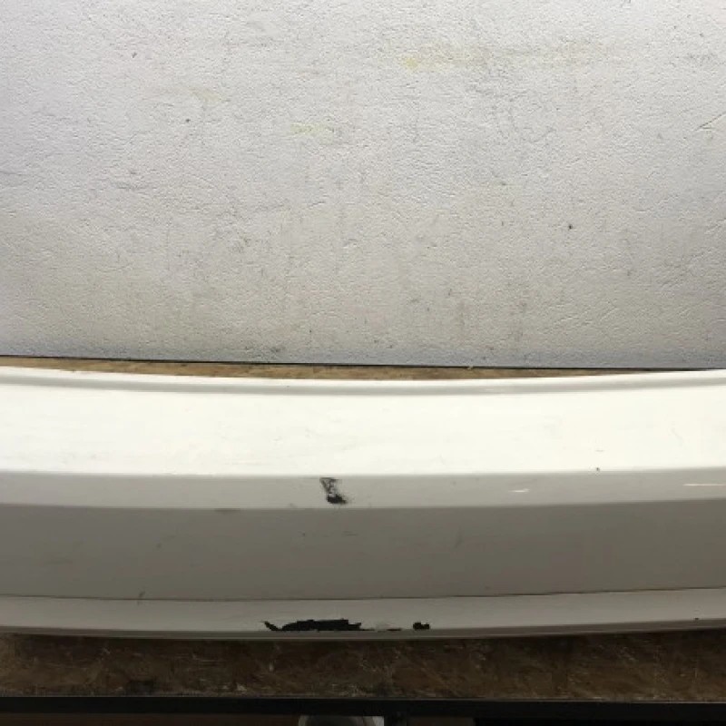 Bara spate / Volkswagen Passat B6 2007 / Caroserie, oglinzi si faruri