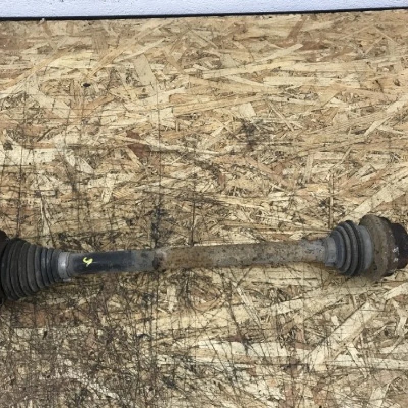 Planetara stanga spate / Volkswagen Passat B6 2010 / Directie si suspensie