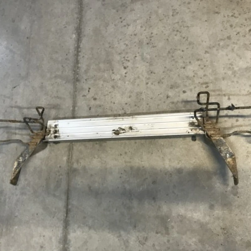Treapta bara spate Mitsubishi 