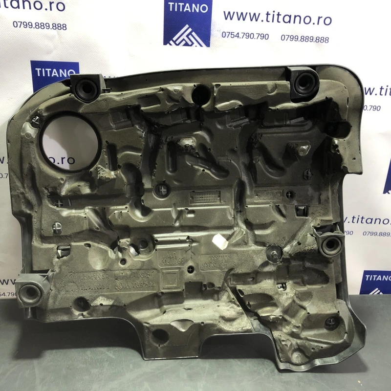 Capac motor / Volkswagen Passat B7 2013 / Motor, racire si evacuare