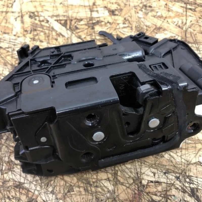 Broasca dreapta fata Volkswagen Tiguan 5N 2012