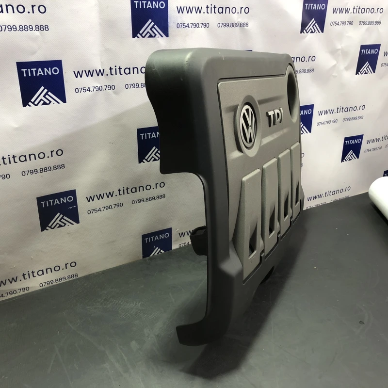 Capac motor / Volkswagen Passat B7 2013 / Motor, racire si evacuare