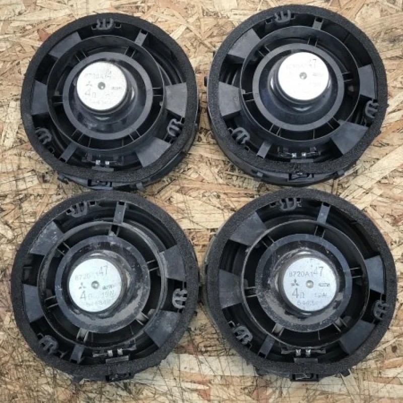 Boxe audio / Mitsubishi L 200 L 200 2015 / Audio si electronice