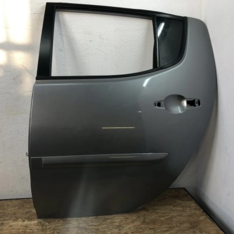Usa stanga spate Mitsubishi 