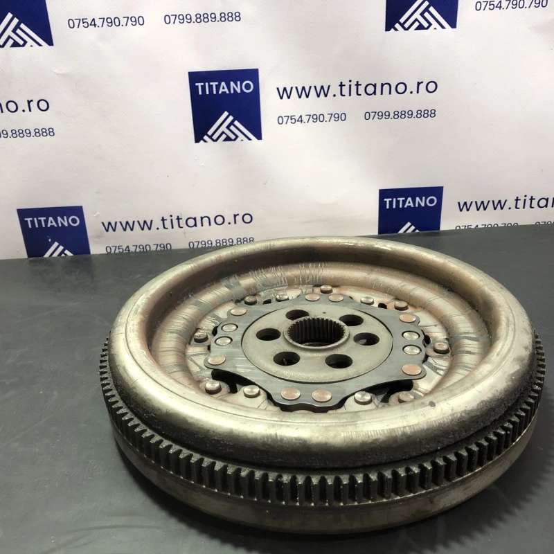 Volanta / Volkswagen Passat B7 2012 / Cutie viteze, ambreiaj, transmisie