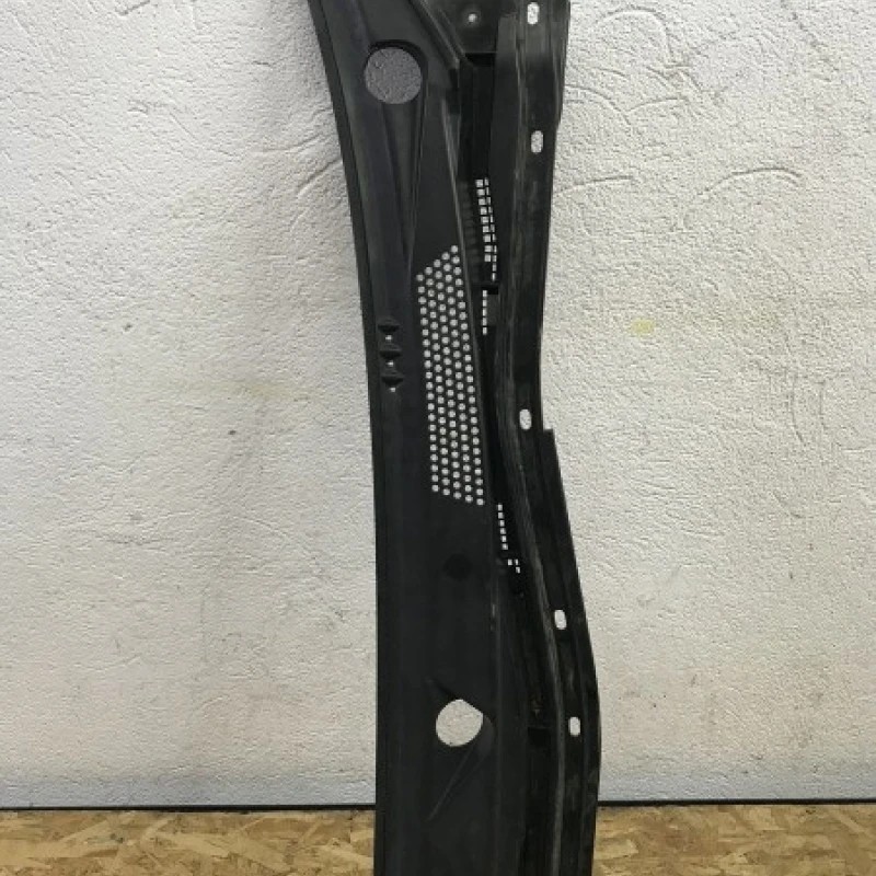 Grila stergator stanga Mitsubishi L 200 L 200 2015