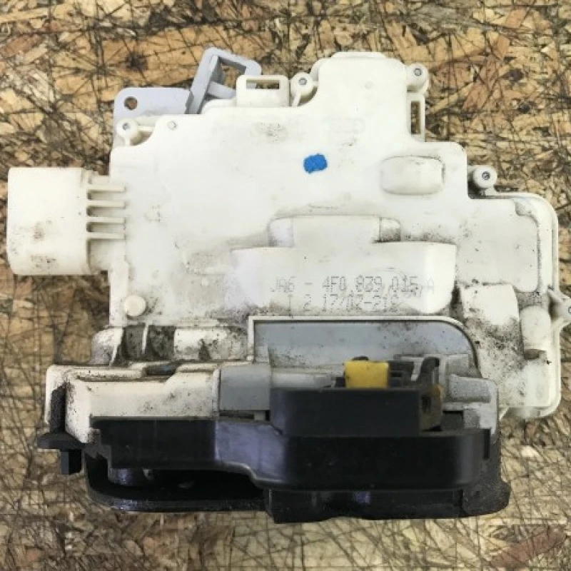 Iala broasca usa stanga spate Audi 