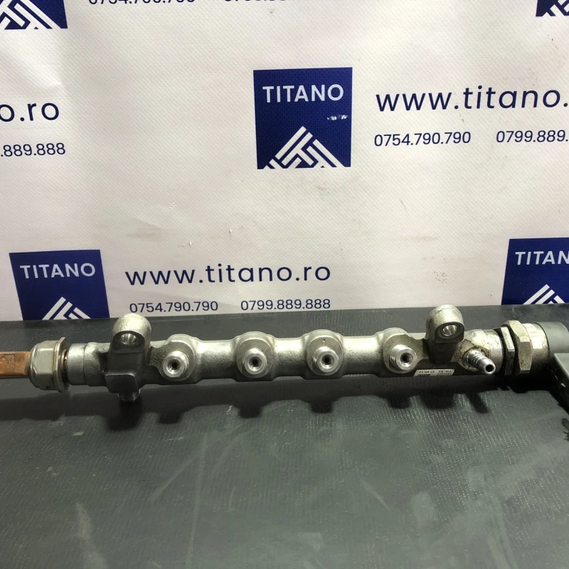 Rampa injectoare cu senzor / Volkswagen Passat B7 2012 / Motor, racire si evacuare