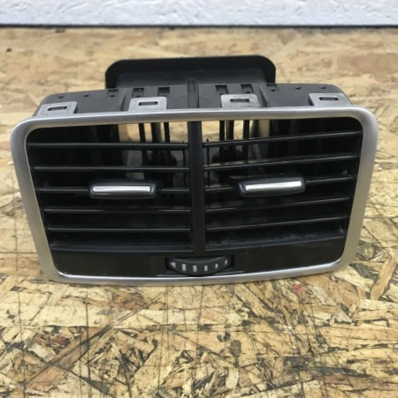 Grila ventilatie spate Audi 