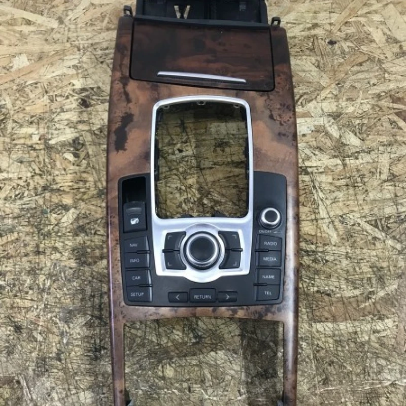 Consola centrala multimedia Audi 
