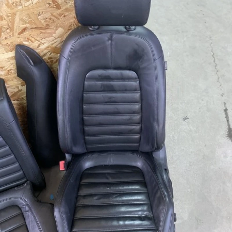 Scaune fata spate interior / Volkswagen Passat B7 2014 / Interior