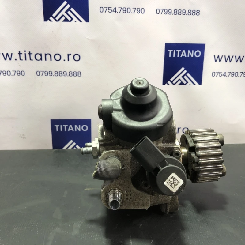 Pompa de injectie inalte / Volkswagen Passat B7 2012 / Motor, racire si evacuare
