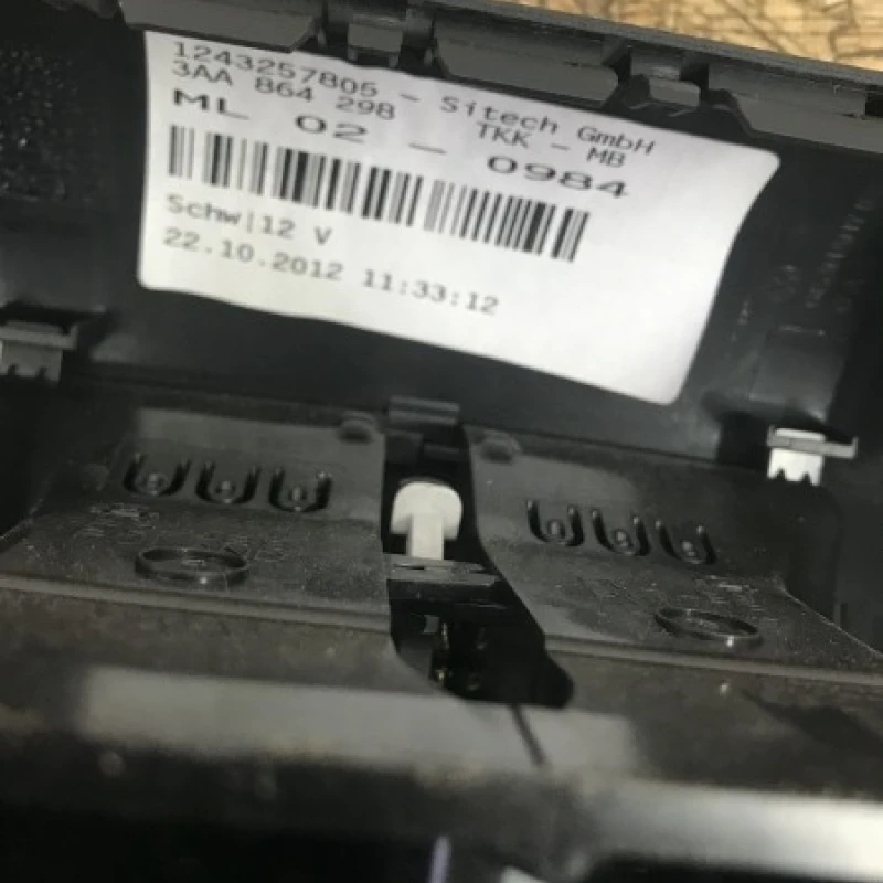 Grila ventilatie cotiera spate / Volkswagen Passat B7 2013 / Audio si electronice