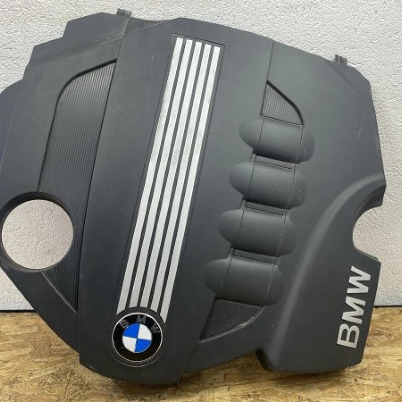 Capac motor / BMW Seria 1 E82 2010 / Motor, racire si evacuare