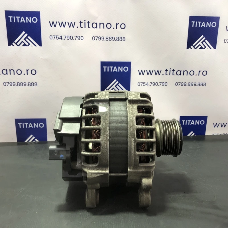 Alternator / Volkswagen Passat B7 2012 / Motor, racire si evacuare
