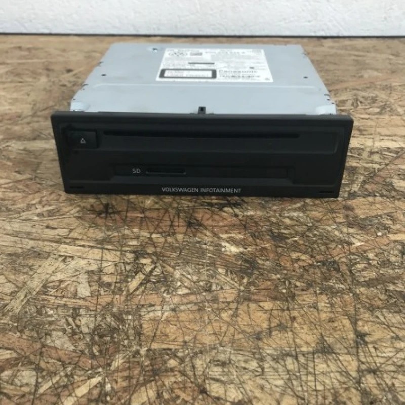 Multi media unit / Volkswagen Golf MK7 Alltrack 2016 / Audio si electronice